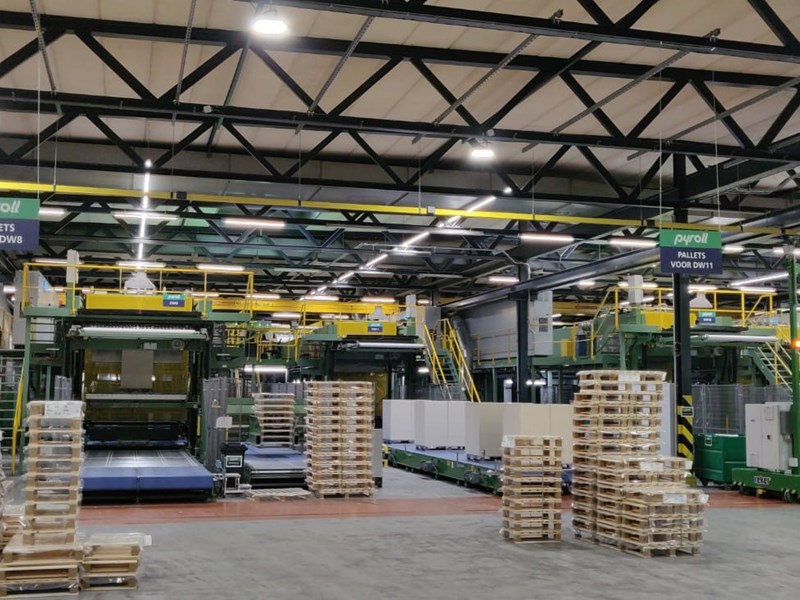 Oldenburger|Fritom is logistics partner of Pyroll, a custom cutting service center for the paper- and carton industry.