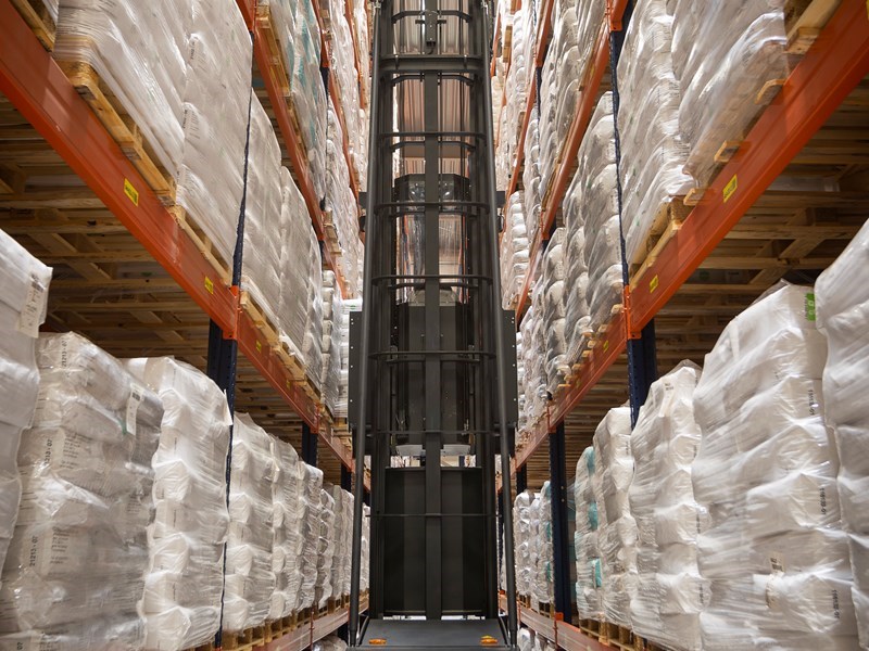 We have a food grade warehouse for temperature-controlled storage where food safety according to HACCP is guaranteed.