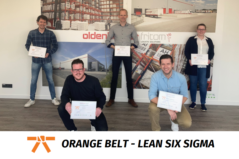 Medewerkers van logistiek dienstverlener Oldenburger|Fritom in Veendam behalen het Lean Six Sigma Orange Belt certificaat.