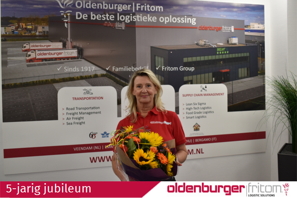Johanna van Loon 5 jaar in dienst bij Oldenburger|Fritom Logistic Solutions.