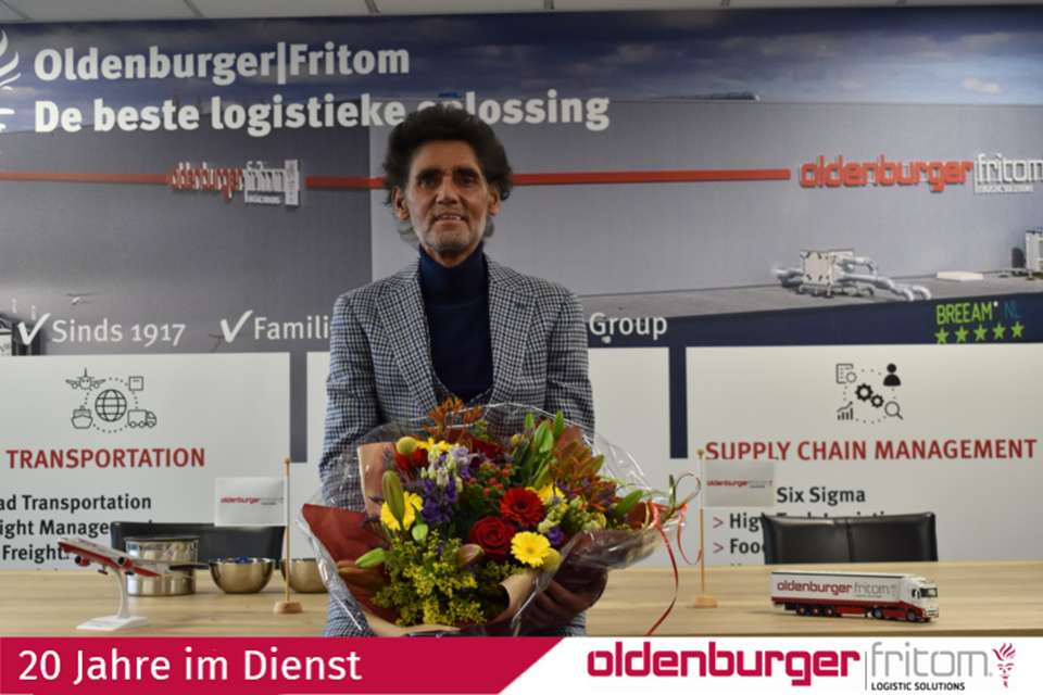 CEO René Dale 20 Jahre im Dienst bei Oldenburger|Fritom Logistic Solutions.