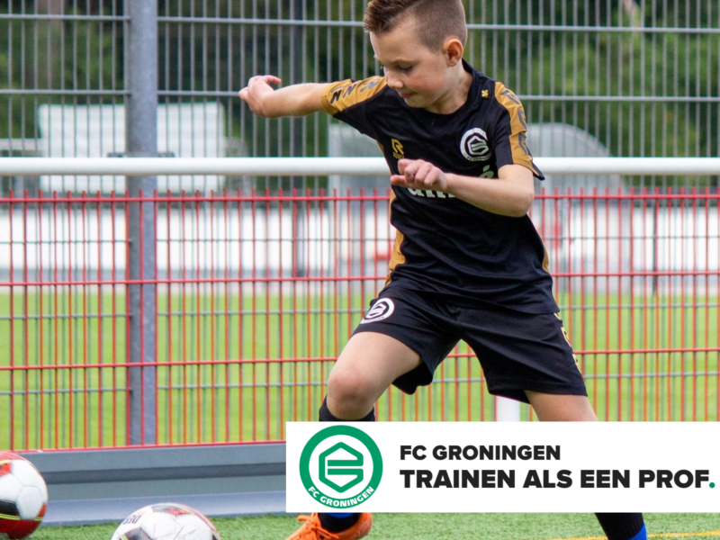 FC Groningen Trainen als een Prof Voetbalkamp 2024 met hoofdsponsor Oldenburger|Fritom.