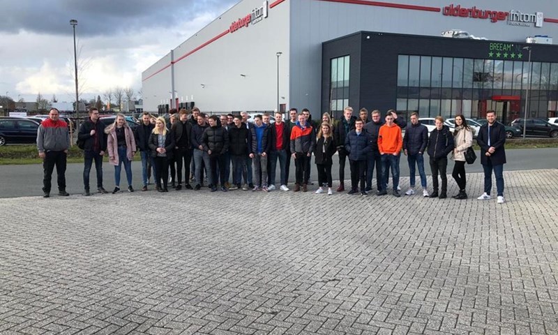 Studenten van VMBO scholen, NHL Stenden en Noorderpoort brengen regelmatig een bedrijfsbezoek aan Oldenburger|Fritom.